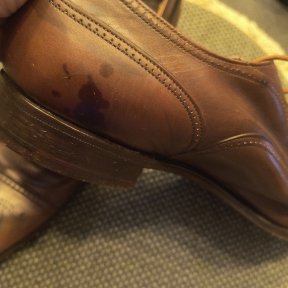 Classic English Handmade Church's Men's Tailored Oxfords - Picture 14 of 16